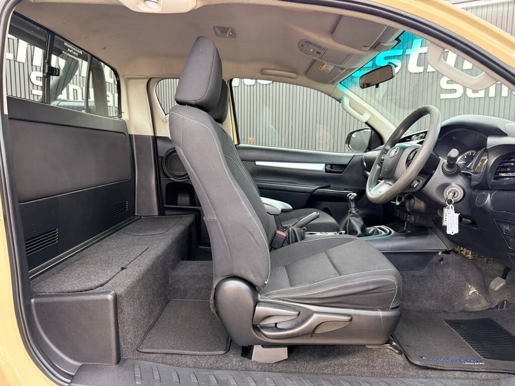 TOYOTA HILUX HILUX 2.4 GD-6 RB RAIDER P/U E/CAB - 15