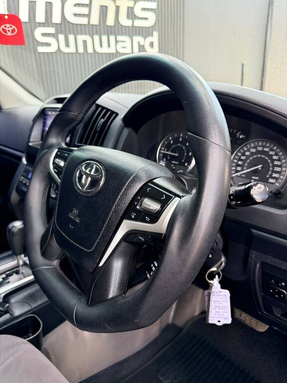 TOYOTA LAND CRUISER LAND CRUISER 200 V8 4.5D GX A/T - 19