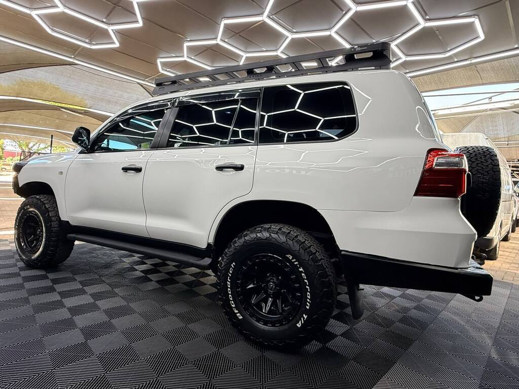 TOYOTA LAND CRUISER LAND CRUISER 200 V8 4.5D GX A/T - 20