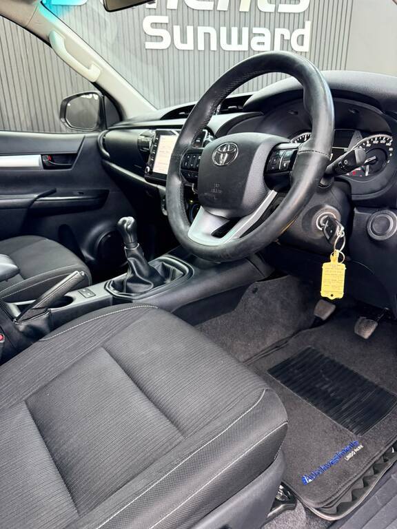 TOYOTA HILUX HILUX 2.4 GD-6 RAIDER 4X4 P/U D/C - 19