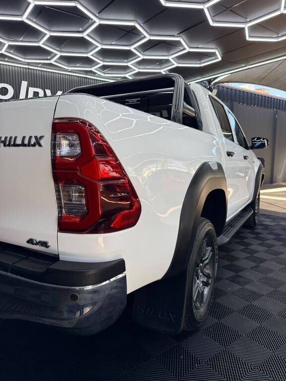TOYOTA HILUX HILUX 2.4 GD-6 RAIDER 4X4 P/U D/C - 7