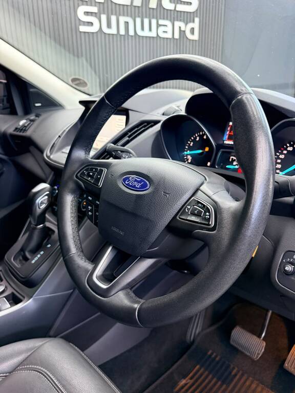 FORD KUGA KUGA 1.5 ECOBOOST TREND A/T - 18