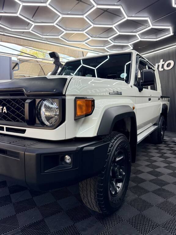 TOYOTA LAND CRUISER PICK UP LAND CRUISER 79 2.8 GD-6 P/U D/C A/T - 11