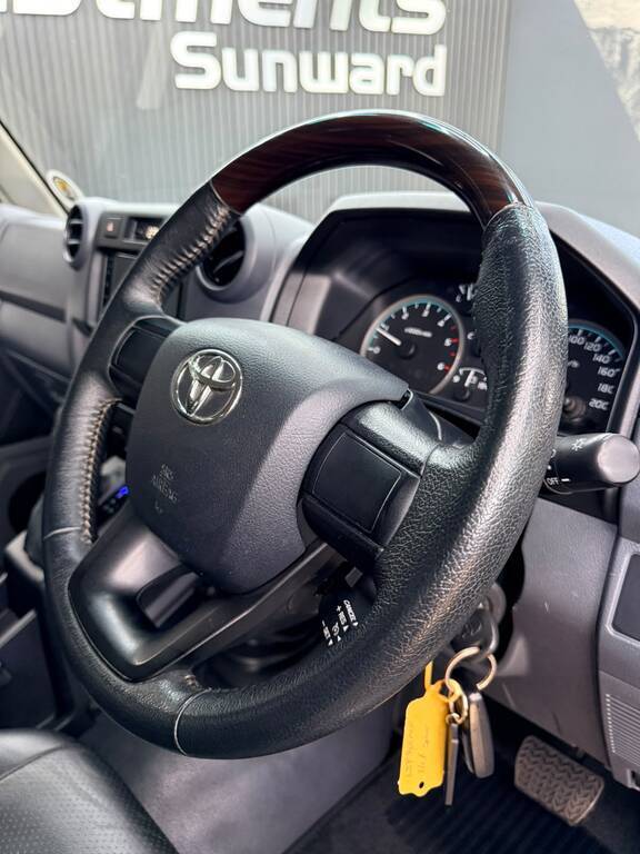 TOYOTA LAND CRUISER PICK UP LAND CRUISER 79 2.8 GD-6 P/U D/C A/T - 16