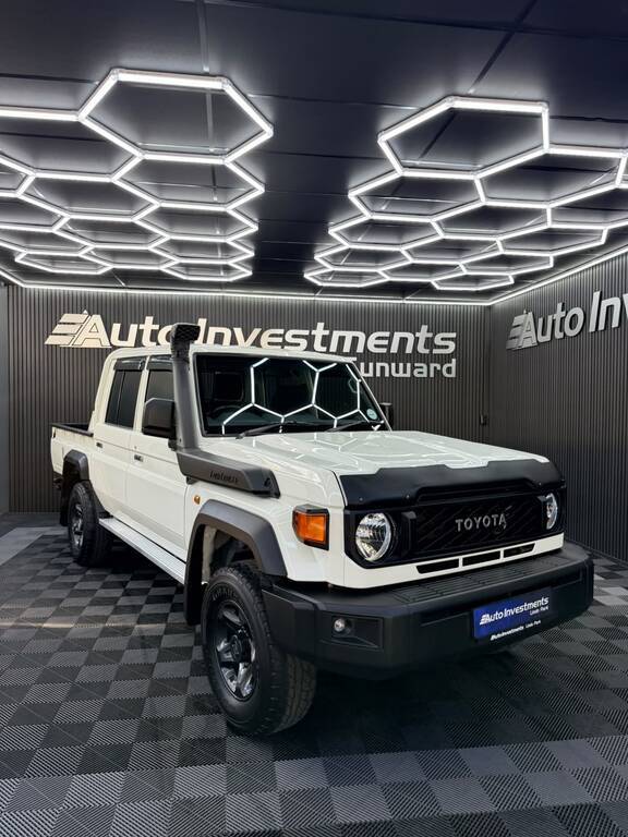 TOYOTA LAND CRUISER PICK UP LAND CRUISER 79 2.8 GD-6 P/U D/C A/T - 7