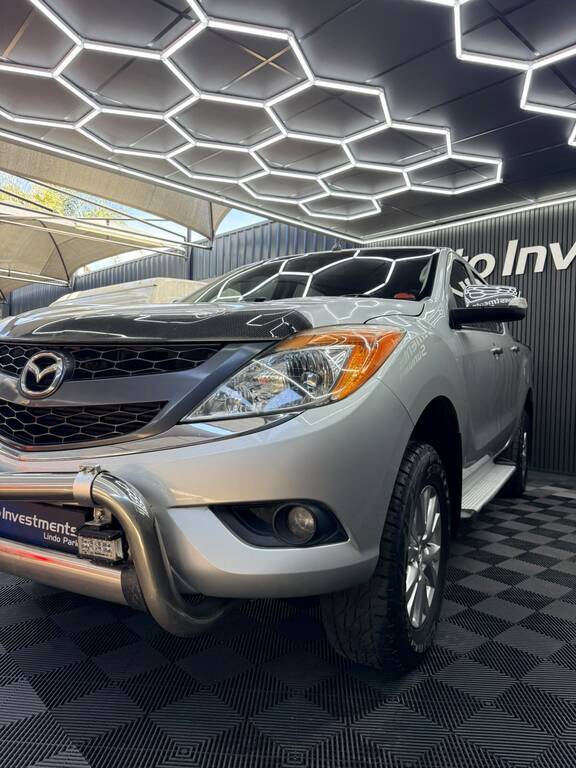 MAZDA BT 50 SERIES BT-50 3.2TDi SLE 4X4 A/T P/U D/C - 10