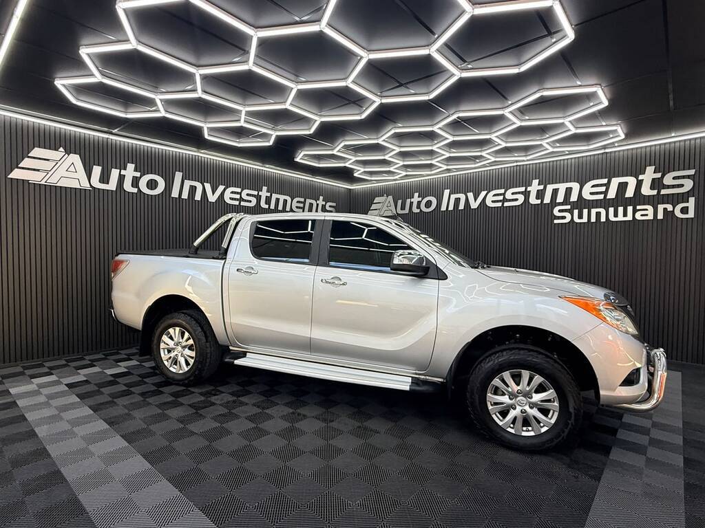 MAZDA BT 50 SERIES BT-50 3.2TDi SLE 4X4 A/T P/U D/C - 2