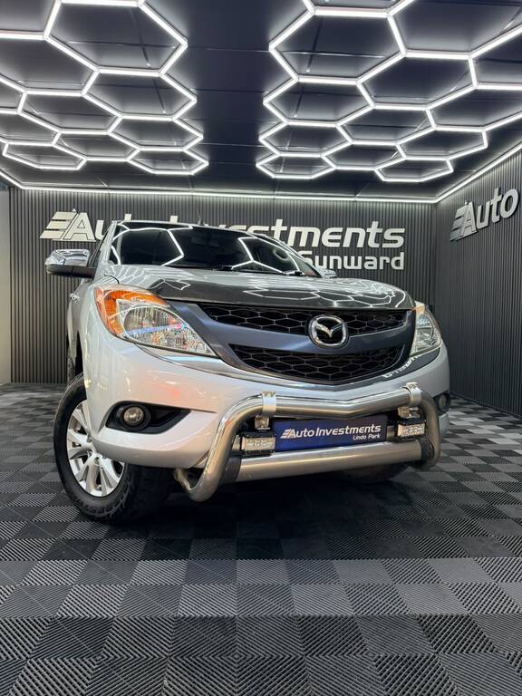 MAZDA BT 50 SERIES BT-50 3.2TDi SLE 4X4 A/T P/U D/C - 4