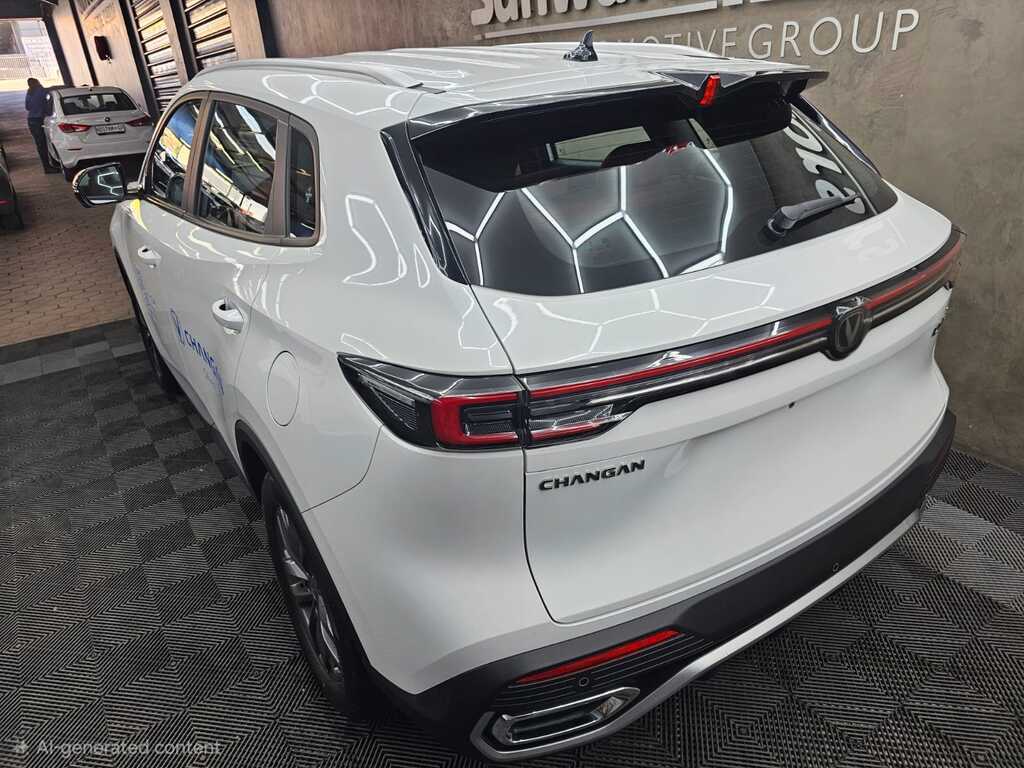 CHANGAN UNI-S UNI-S 1.5T CS - 4