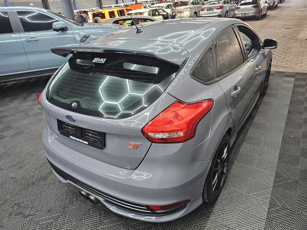 FORD FOCUS FOCUS 2.0 ECOBOOST ST1 - 8