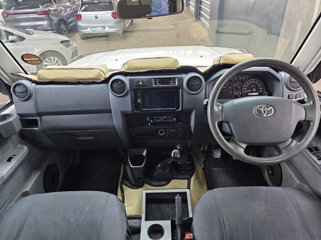 TOYOTA LAND CRUISER PICK UP LAND CRUISER 79 4.5D P/U D/C - 11
