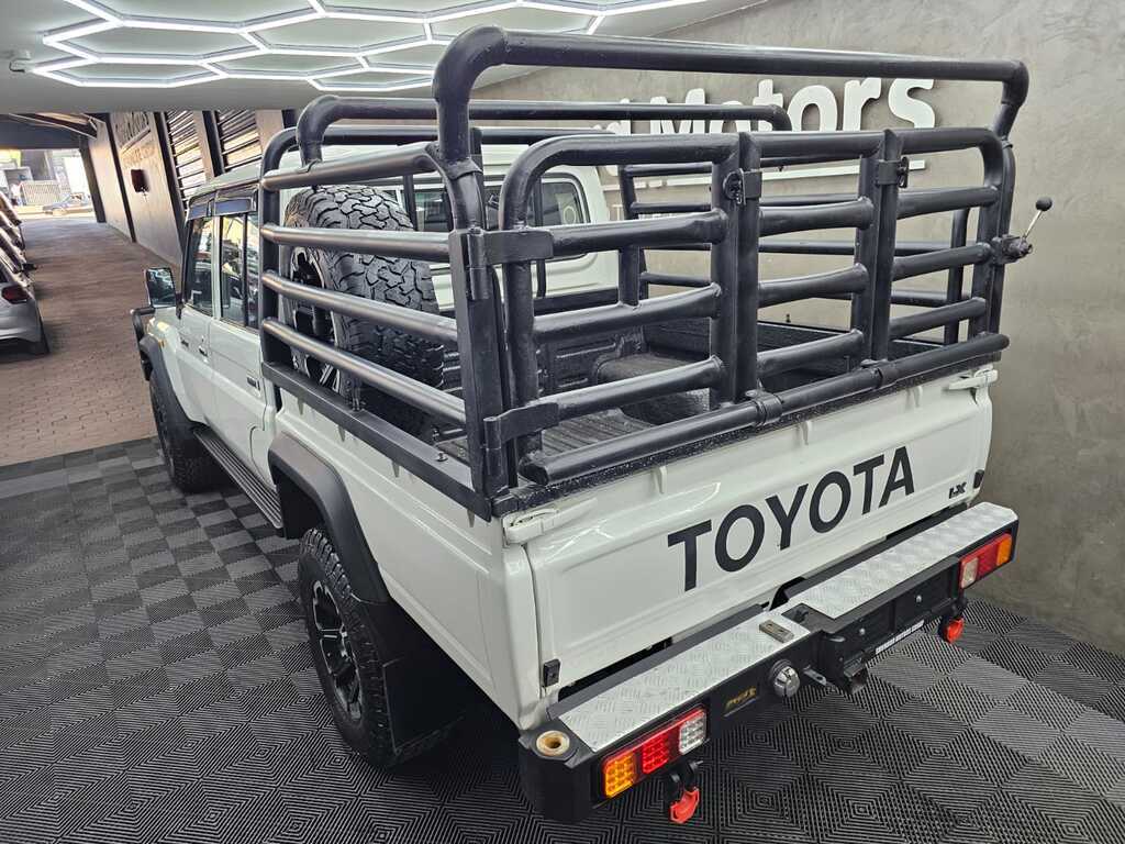 TOYOTA LAND CRUISER PICK UP LAND CRUISER 79 4.5D P/U D/C - 6