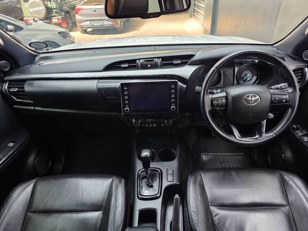 TOYOTA HILUX HILUX 2.8 GD-6 RB LEGEND A/T P/U D/C - 10