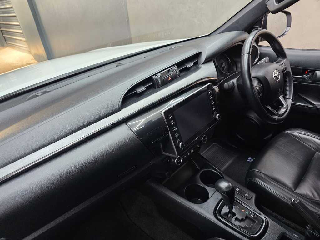 TOYOTA HILUX HILUX 2.8 GD-6 RB LEGEND A/T P/U D/C - 12