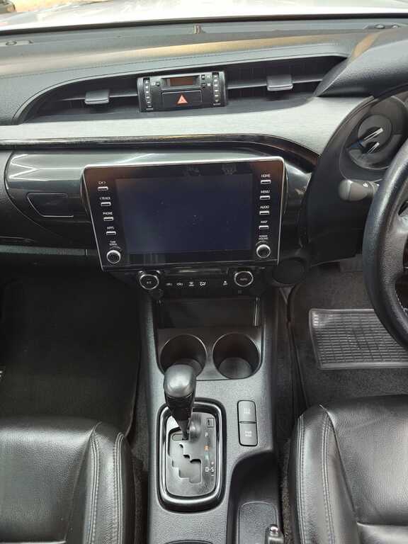 TOYOTA HILUX HILUX 2.8 GD-6 RB LEGEND A/T P/U D/C - 14
