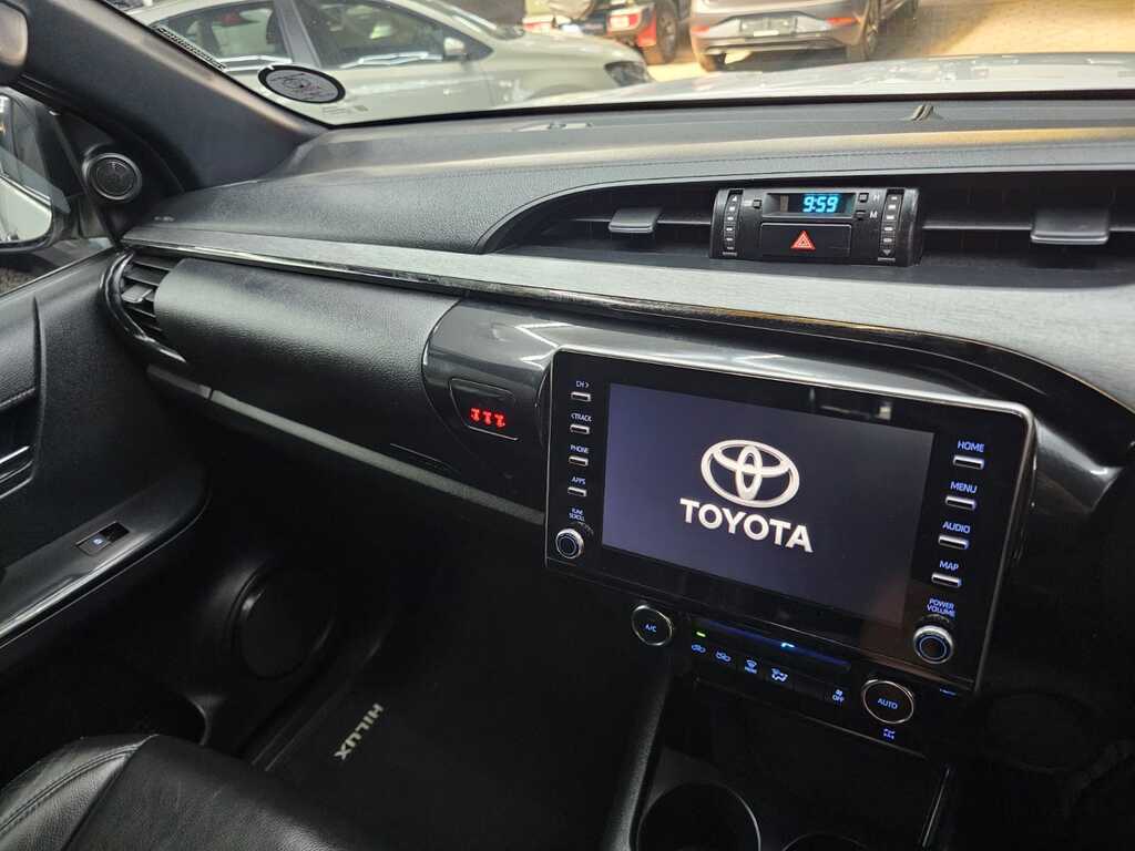 TOYOTA HILUX HILUX 2.8 GD-6 RB LEGEND A/T P/U D/C - 15