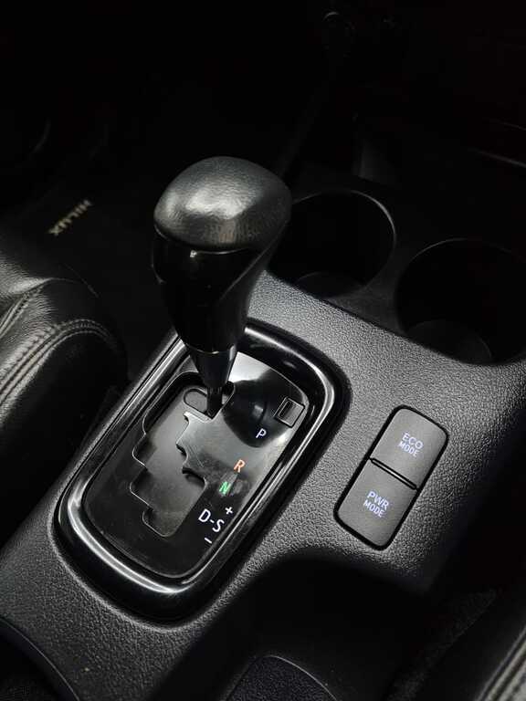 TOYOTA HILUX HILUX 2.8 GD-6 RB LEGEND A/T P/U D/C - 17