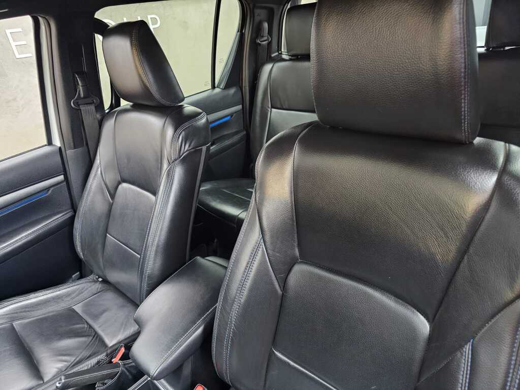 TOYOTA HILUX HILUX 2.8 GD-6 RB LEGEND A/T P/U D/C - 19