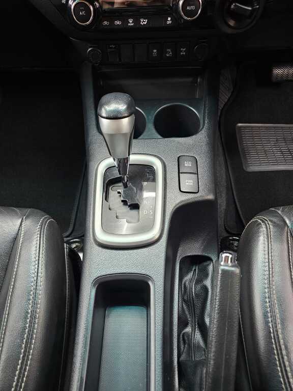TOYOTA HILUX HILUX 4.0 V6 RAIDER 4X4 A/T P/U D/C - 16