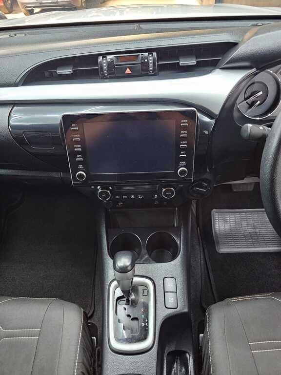 TOYOTA HILUX HILUX 2.8 GD-6 RAIDER 4X4 A/T P/U D/C - 14