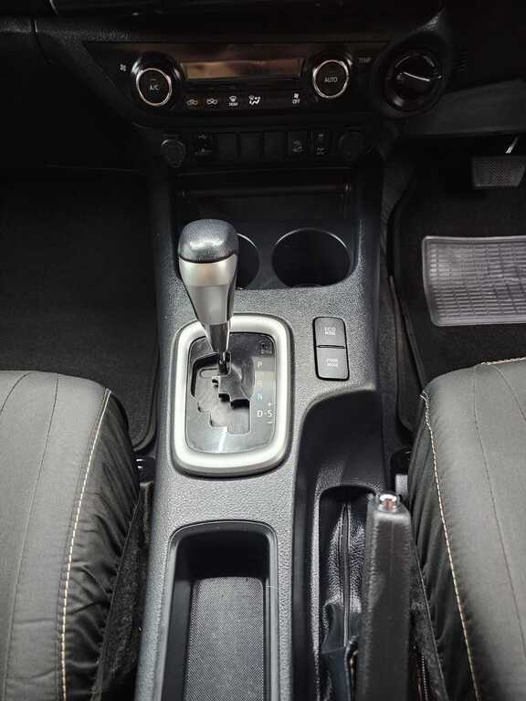 TOYOTA HILUX HILUX 2.8 GD-6 RAIDER 4X4 A/T P/U D/C - 16