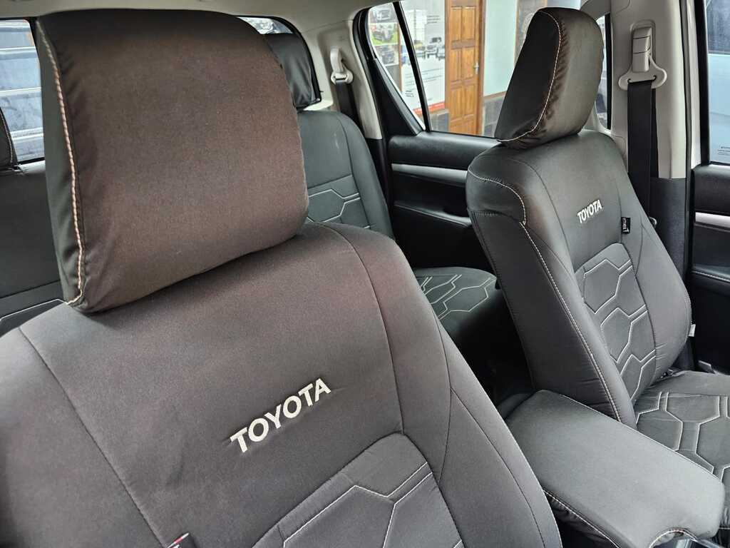 TOYOTA HILUX HILUX 2.8 GD-6 RAIDER 4X4 A/T P/U D/C - 19