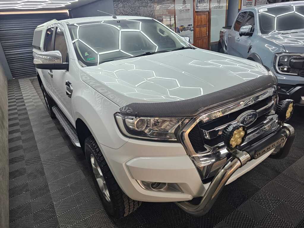FORD RANGER RANGER 3.2TDCi XLT 4X4 A/T P/U D/C - 4