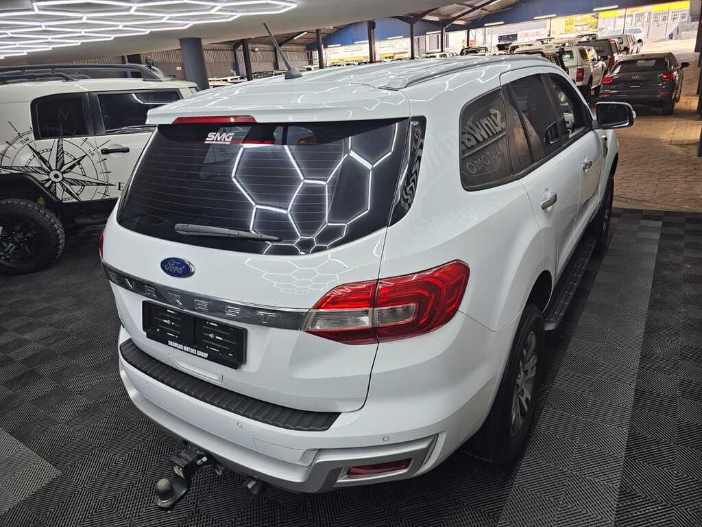 FORD EVEREST EVEREST 2.2 TDCi  XLT A/T - 8