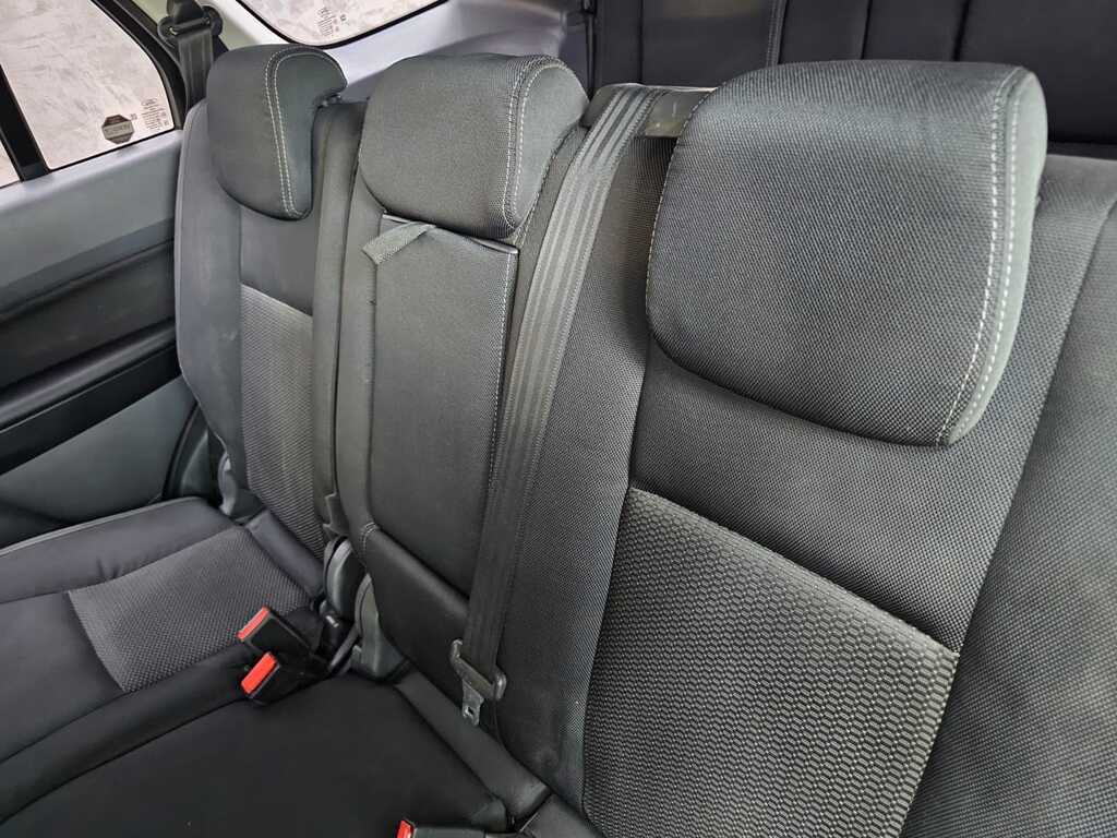 FORD EVEREST EVEREST 2.2 TDCi  XLS A/T - 18