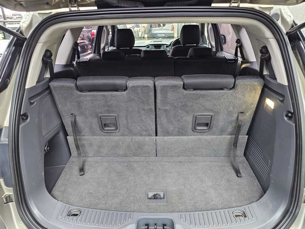 FORD EVEREST EVEREST 2.2 TDCi  XLS A/T - 9