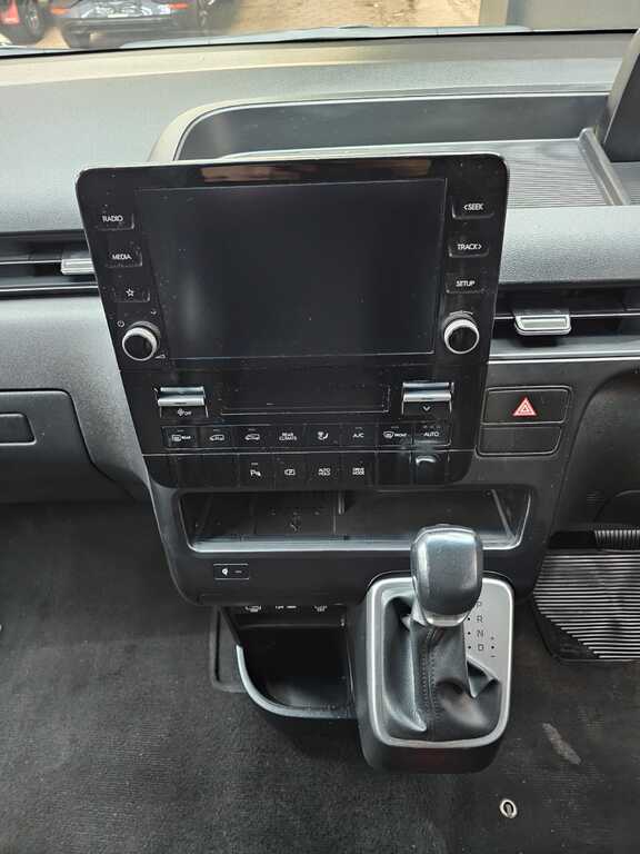 HYUNDAI STARIA STARIA 2.2D EXECUTIVE A/T - 15