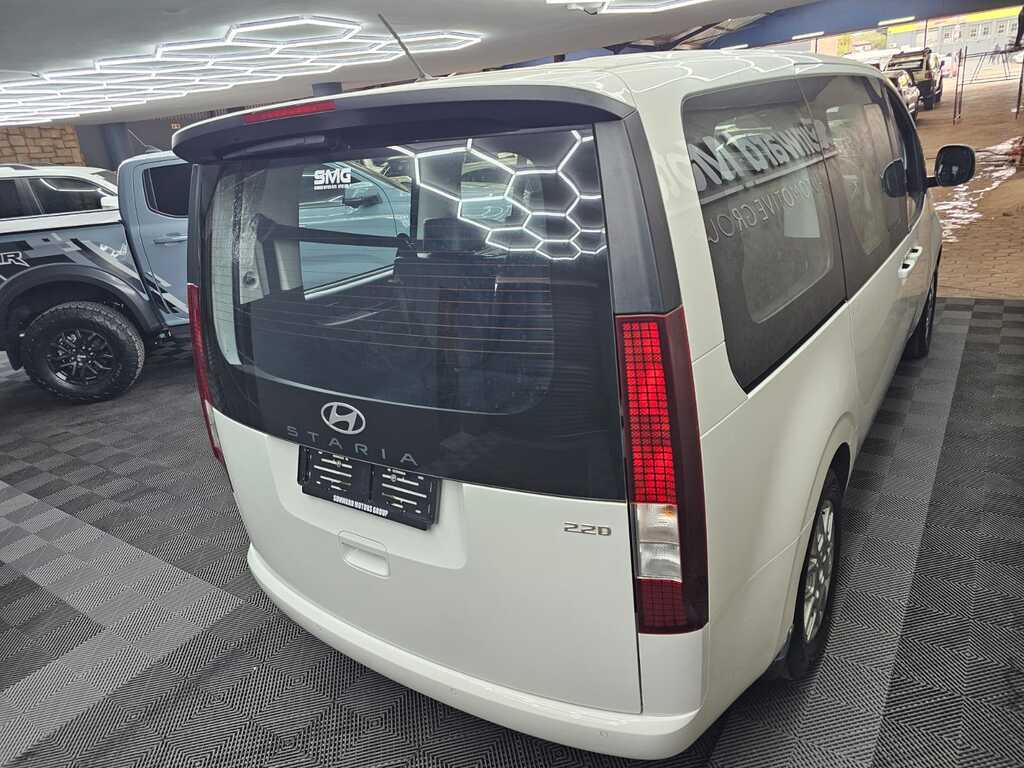 HYUNDAI STARIA STARIA 2.2D EXECUTIVE A/T - 8