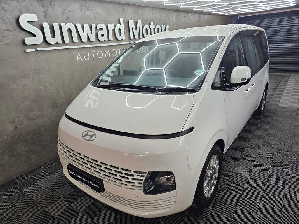 HYUNDAI STARIA STARIA 2.2D EXECUTIVE A/T - 1