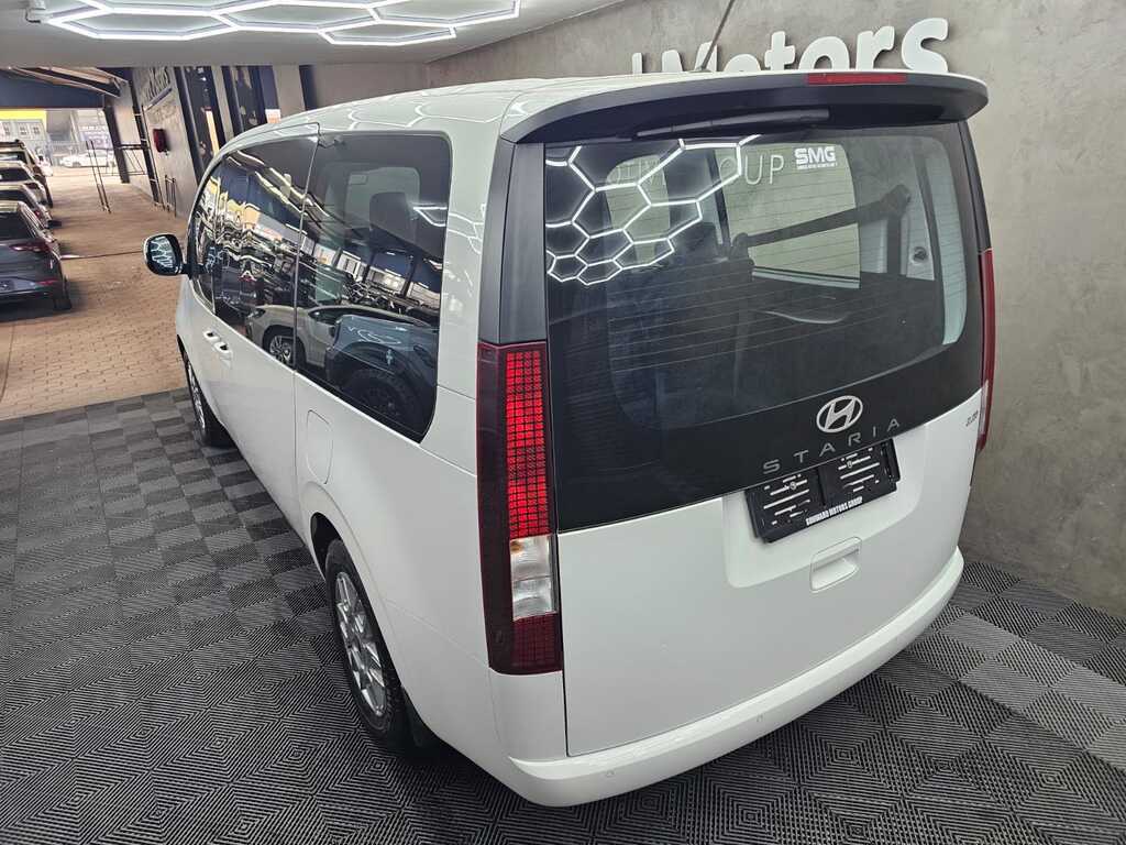 HYUNDAI STARIA STARIA 2.2D EXECUTIVE A/T - 6