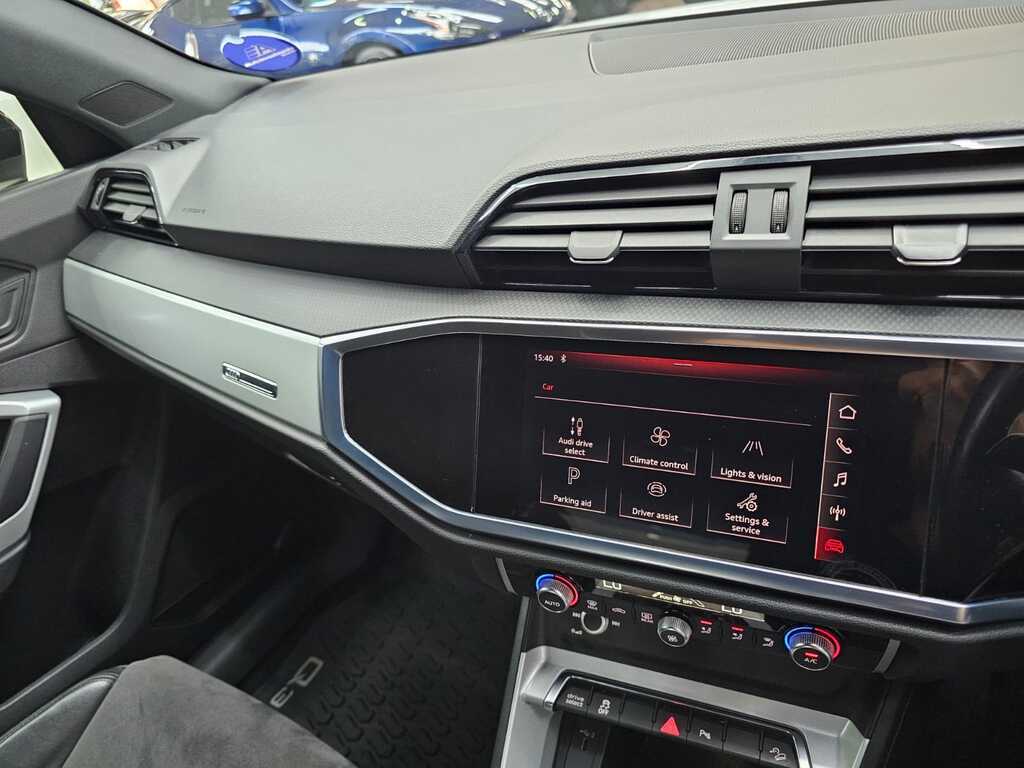 AUDI Q3 Q3 35 TFSI S TRONIC S LINE - 17
