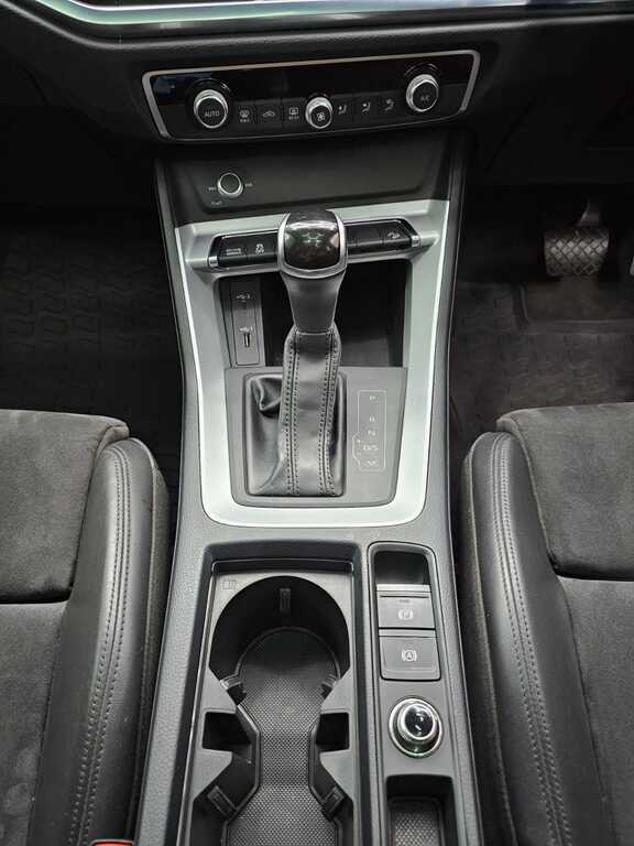 AUDI Q3 Q3 35 TFSI S TRONIC S LINE - 18