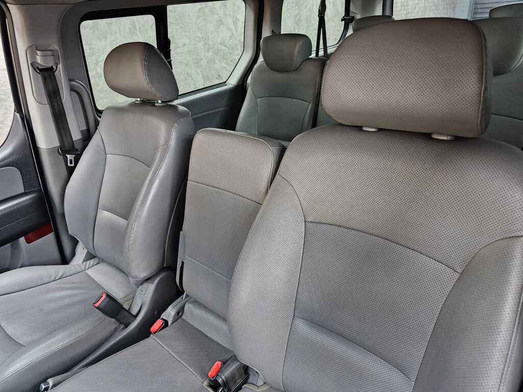 HYUNDAI H-1 H-1 2.5 CRDI A/T/ 2.5 ELITE A/T - 19