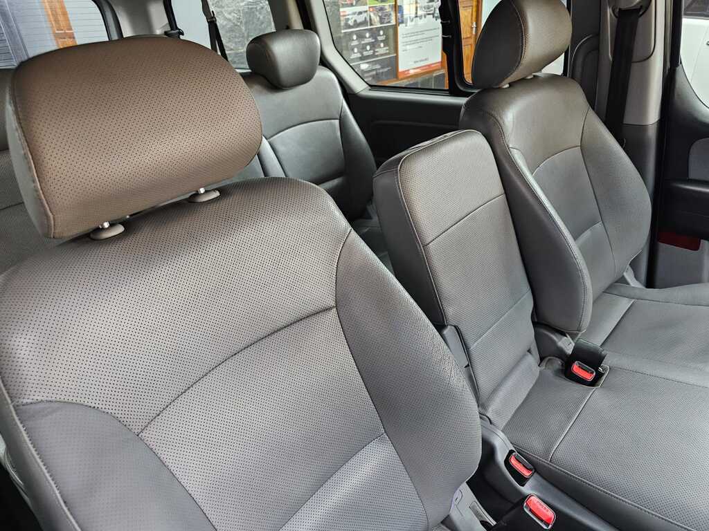 HYUNDAI H-1 H-1 2.5 CRDI A/T/ 2.5 ELITE A/T - 20