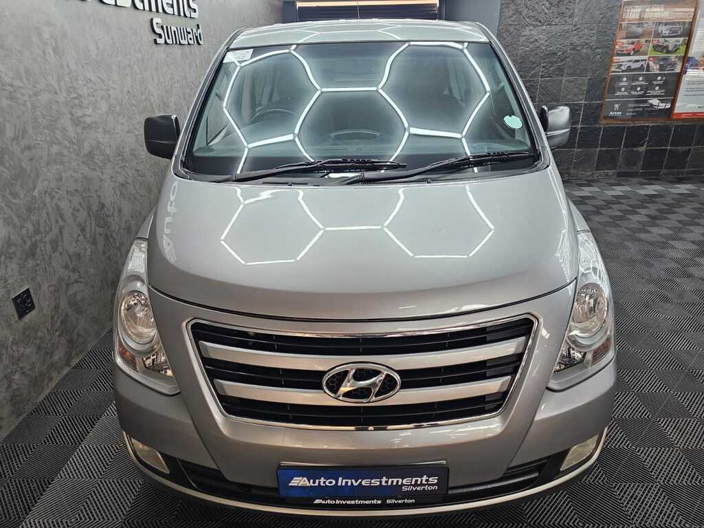 HYUNDAI H-1 H-1 2.5 CRDI A/T/ 2.5 ELITE A/T - 3