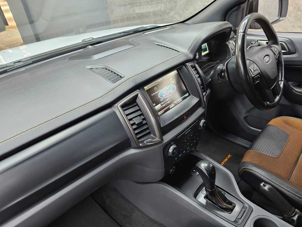 FORD RANGER RANGER 3.2TDCi WILDTRAK A/T P/U D/C - 12