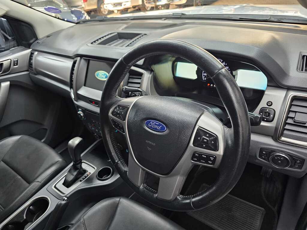 FORD EVEREST EVEREST 2.2 TDCi  XLT A/T - 12