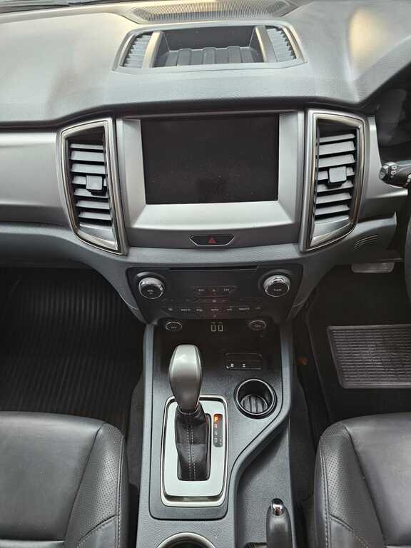 FORD EVEREST EVEREST 2.2 TDCi  XLT A/T - 15