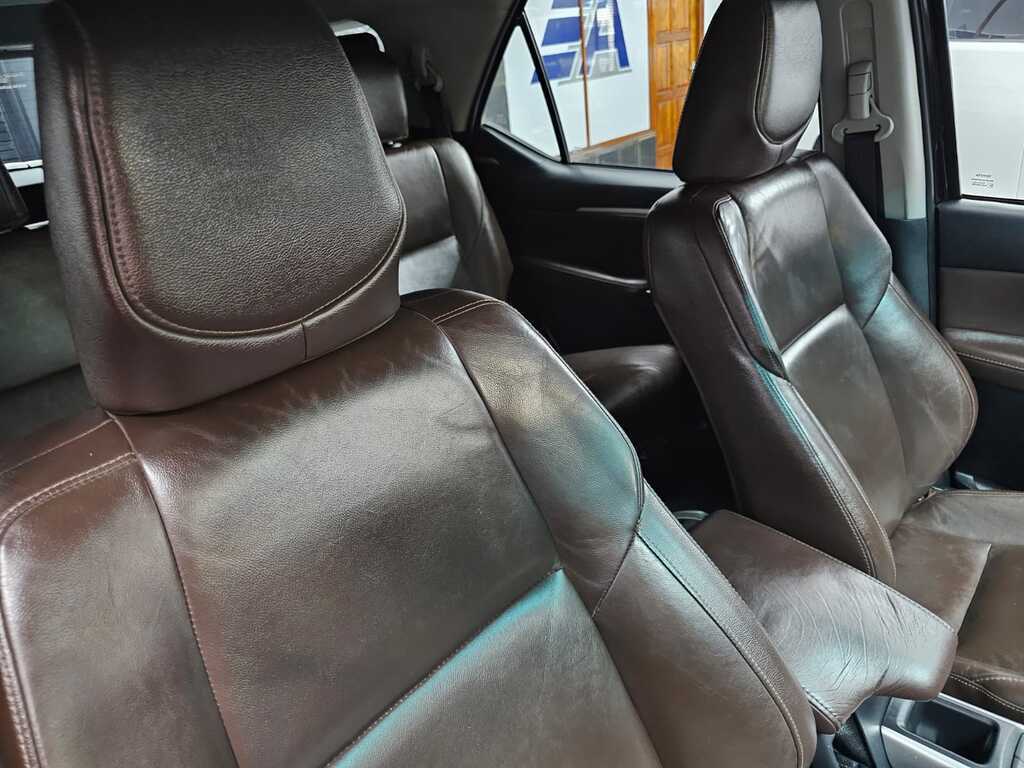 TOYOTA FORTUNER FORTUNER 2.8GD-6 R/B A/T - 19