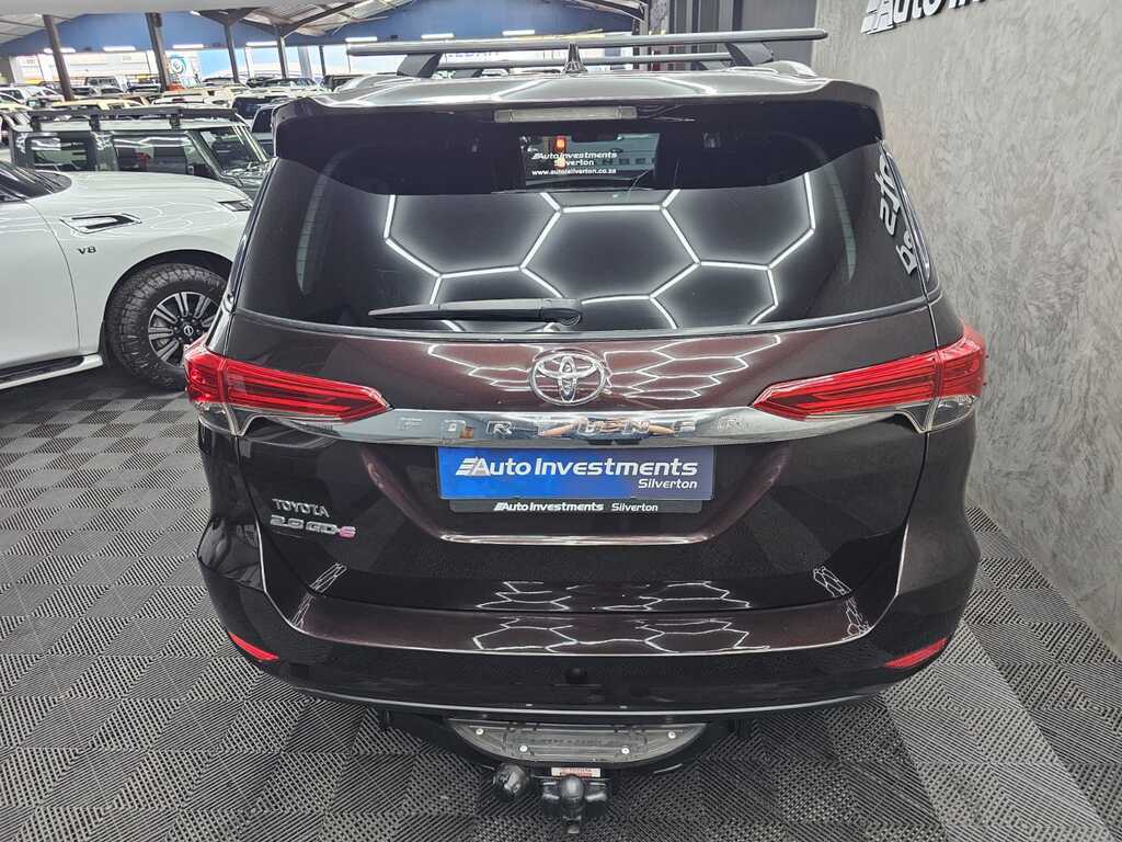 TOYOTA FORTUNER FORTUNER 2.8GD-6 R/B A/T - 7