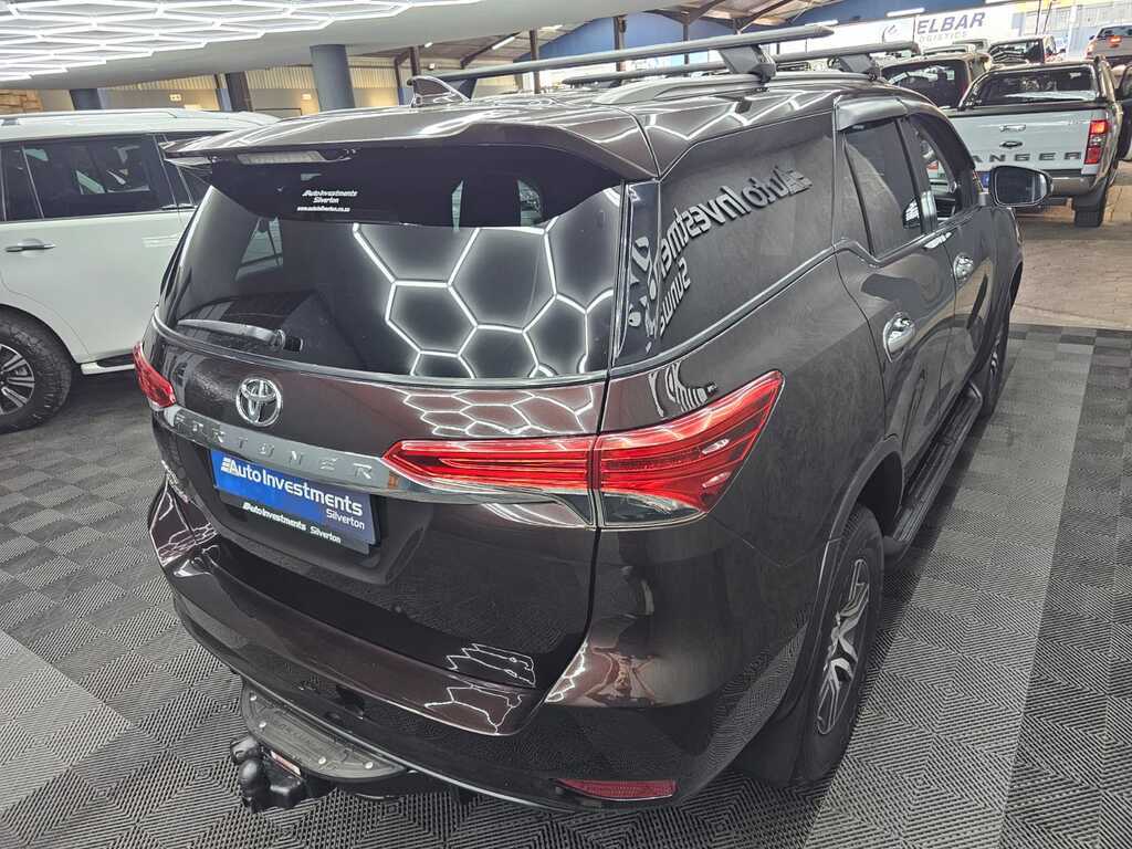 TOYOTA FORTUNER FORTUNER 2.8GD-6 R/B A/T - 8