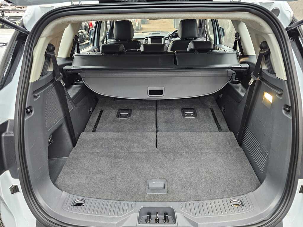 FORD EVEREST EVEREST 3.2 TDCi XLT 4X4 A/T - 9