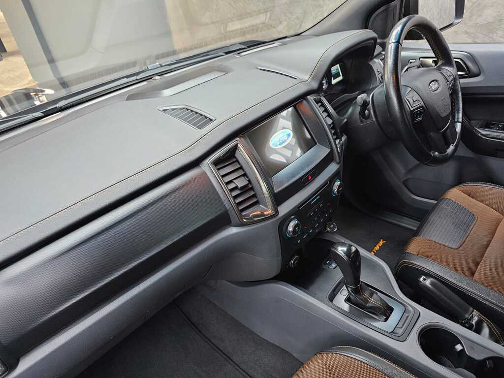 FORD RANGER RANGER 3.2TDCi WILDTRAK A/T P/U D/C - 12