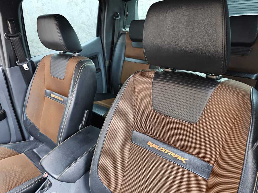 FORD RANGER RANGER 3.2TDCi WILDTRAK A/T P/U D/C - 19