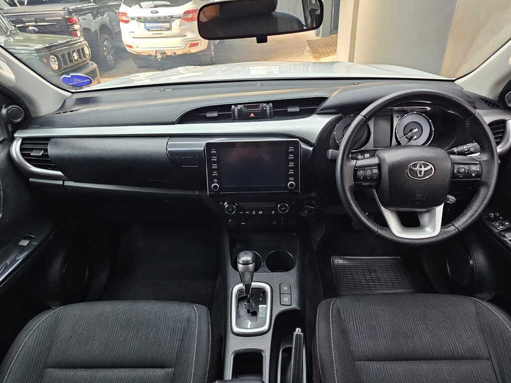 TOYOTA HILUX HILUX 2.8 GD-6 RAIDER 4X4 A/T P/U D/C - 10