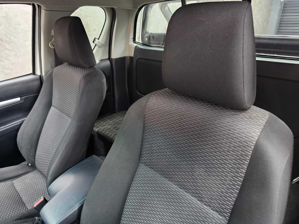 TOYOTA HILUX HILUX 2.4 GD-6 RB SRX P/U E/CAB - 18